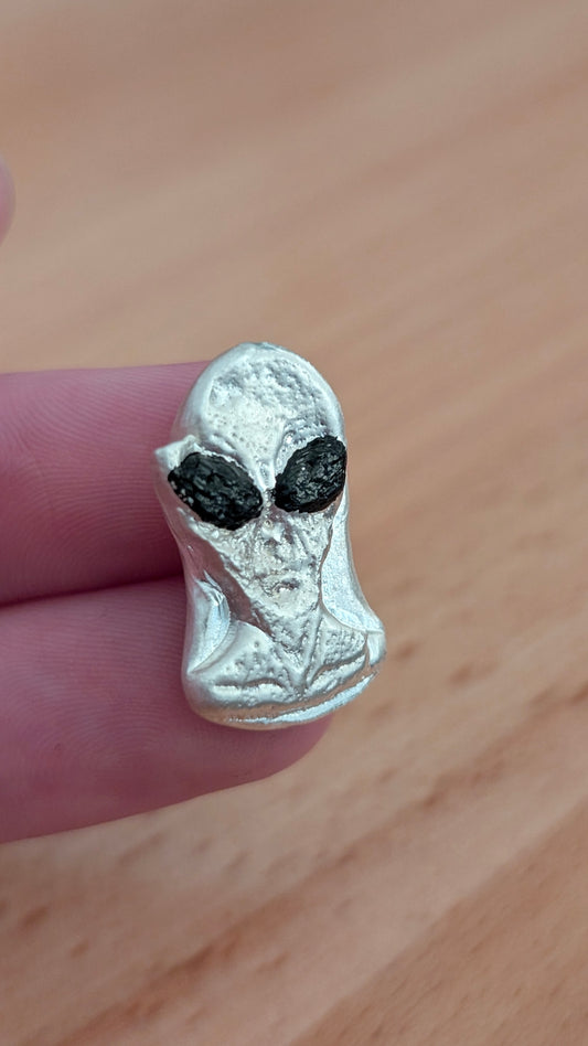 Alien Head .999 Fine Silver Hand Poured Bar